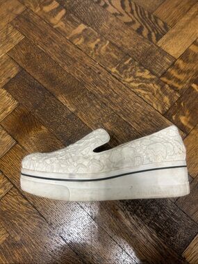 Stella McCartney Cream Lace Platform Slip-On Sneakers